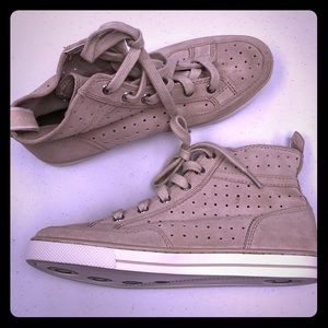 Coach Pita high top sneakers 7.5